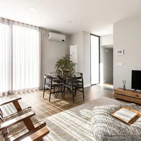 Moinho Pangeia * Sao Martinho do Porto